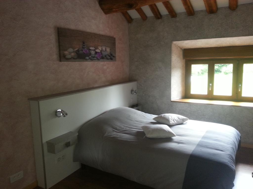 Le Point De Chute Hotel Tournavaux Quarto foto